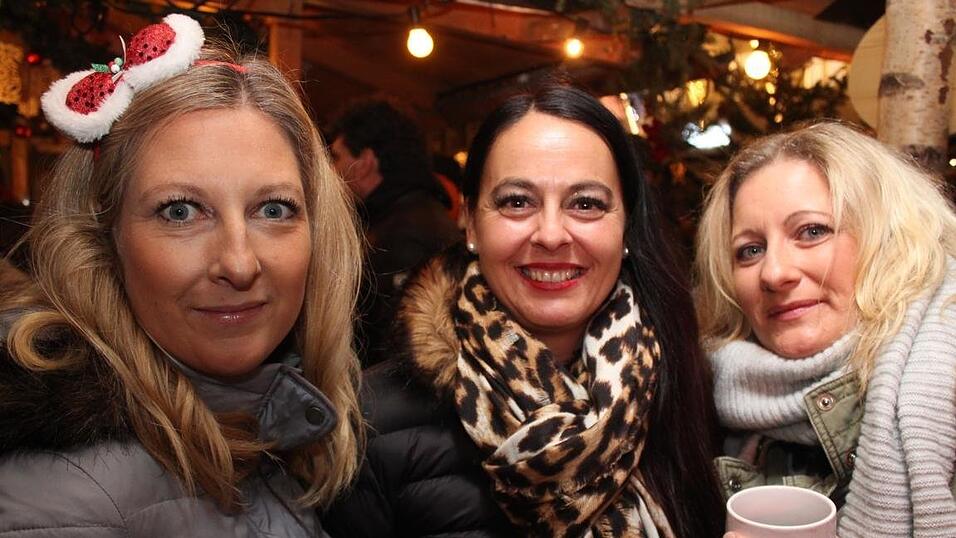 In Landshut lockten am Wochenende der Kunsthandwerkermarkt und die H&uuml;ttengaudi zahlreiche Besucher an.