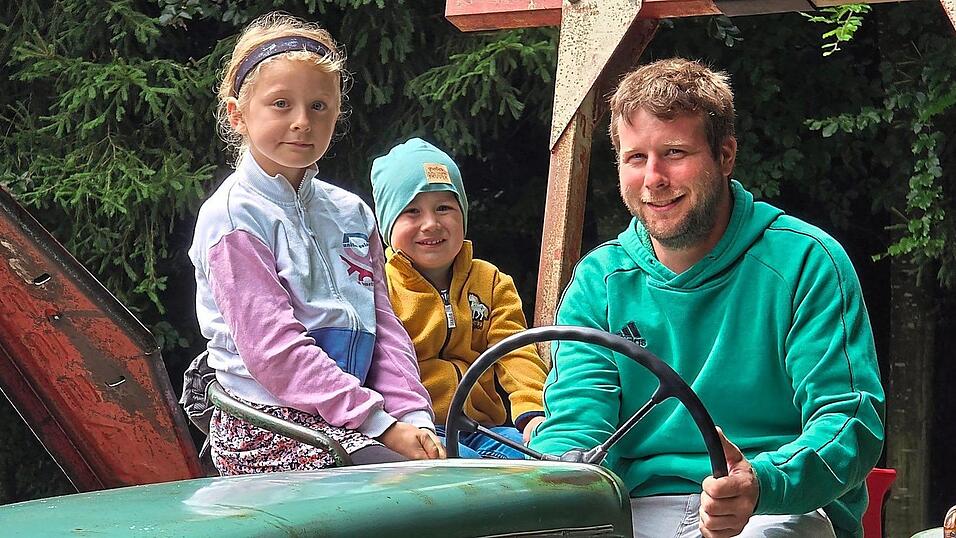 Auch die kleinen Oldtimerfreunde waren mit Freude dabei.