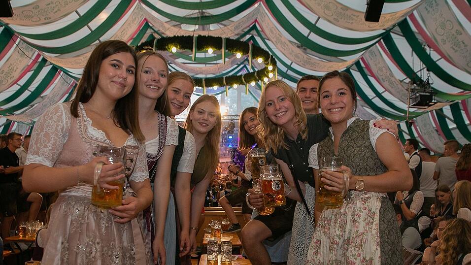 Die Partybilder von Mittwoch, 17. August 2022, aus dem Festzelt Weckmann.