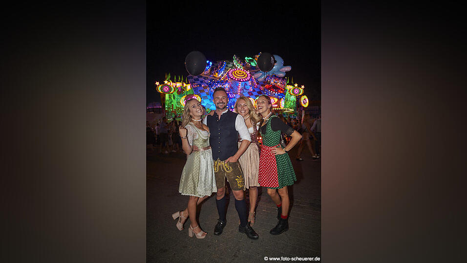 Die Partybilder von Dienstag, 16. August 2022, aus dem Festzelt Lechner.