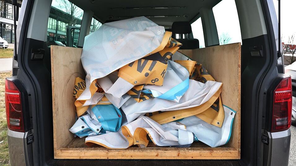 Nach den Kommunalwahlen in Bayern wird vielerorts aufger&auml;umt - aber es stehen noch Stichwahlen an.