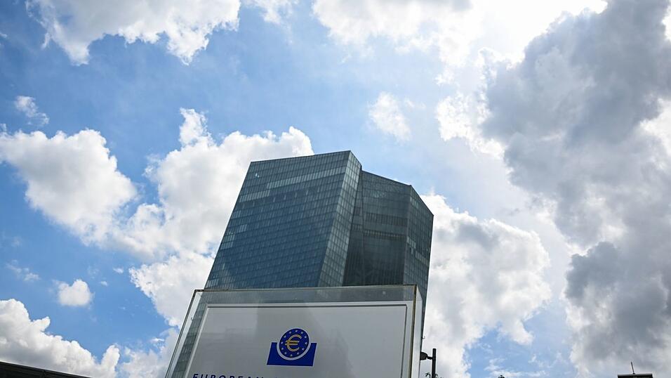 Die Geldpolitik fordert Tribut: Nächstes Verlustjahr für die Europäische Zentralbank. (Archivbild) Die Geldpolitik fordert Tribut: Nächstes Verlustjahr für die Europäische Zentralbank. (Archivbild)