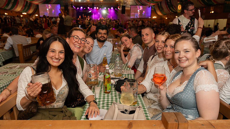 Die Partybilder vom Montag, 21. August 2023, aus dem Festzelt Weckmann.