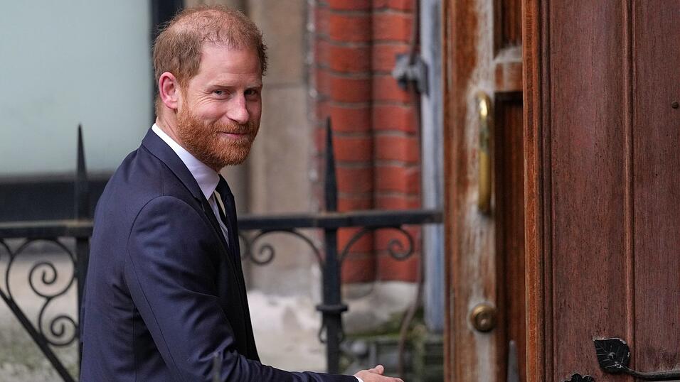 Am Donnerstag will Harry selbst in den Zeugenstand treten.