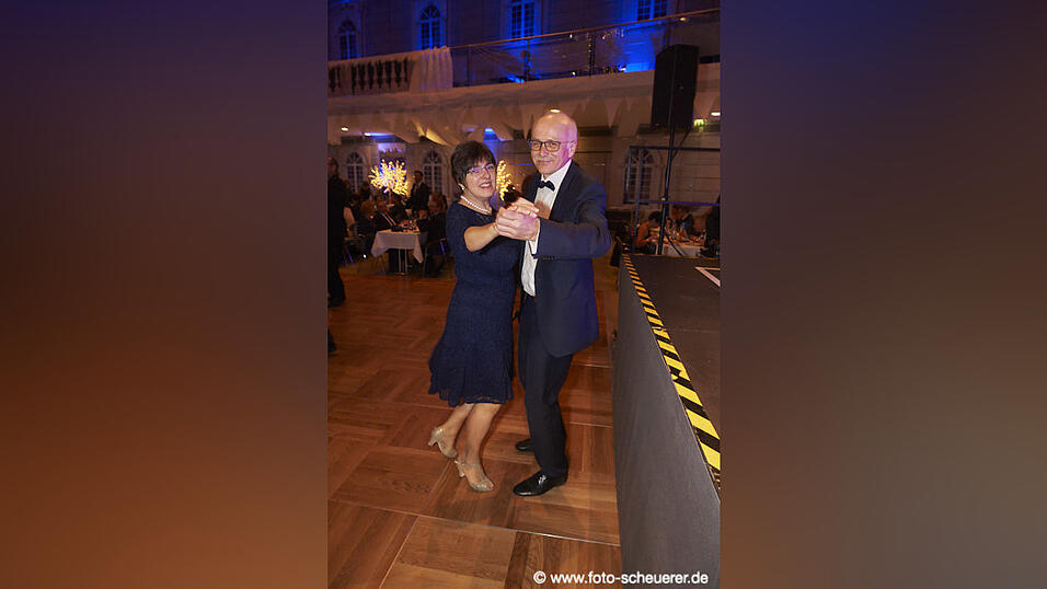 Feiern k&ouml;nnen sie, die Wirtschaftsjunioren - hier ist der Beweis!