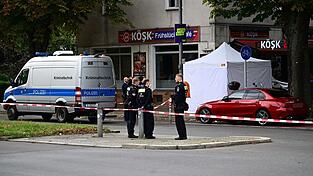 Schüsse im öffentlichen Raum verunsichern die Bevölkerung sehr. Häufig, aber nicht immer geht es dabei um Organisierte Kriminalität. (Archivbild) Schüsse im öffentlichen Raum verunsichern die Bevölkerung sehr. Häufig, aber nicht immer geht es dabei um Organisierte Kriminalität. (Archivbild)