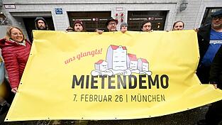 Bereits im Herbst hatten ein Bündnis für die große Mietendemo am 7. Februar geworben. (Archivbild) Bereits im Herbst hatten ein Bündnis für die große Mietendemo am 7. Februar geworben. (Archivbild)