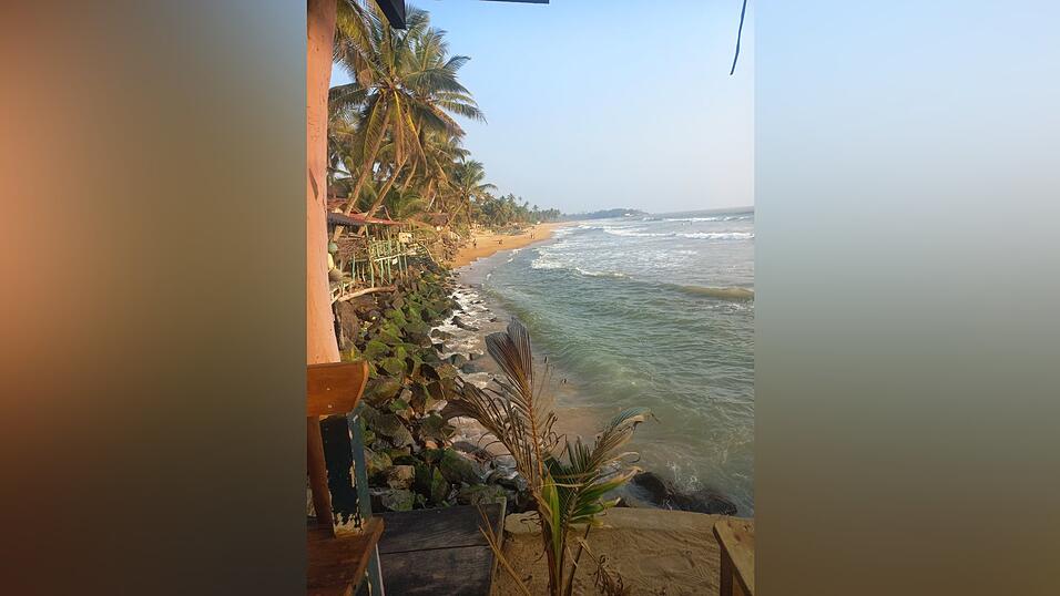 Die Stadt Galle liegt direkt an der Küste. Hier kann man es am Strand gut aushalten.