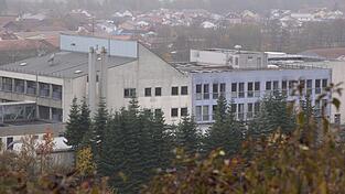 Blick auf die Kreisklinik in Wörth. Kann die Gesundheitsversorgung in der Region Regensburg das „extrem hohe“ Niveau halten?