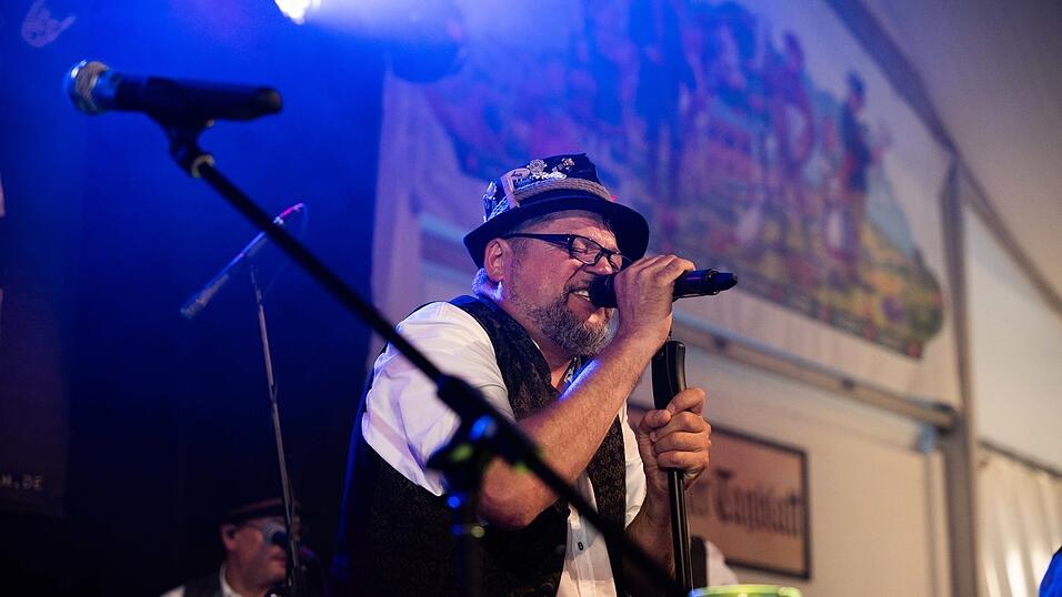 Die Partybilder vom Samstag, 15. August, aus dem Festzelt Greindl. Die Partybilder vom Samstag, 15. August, aus dem Festzelt Greindl.