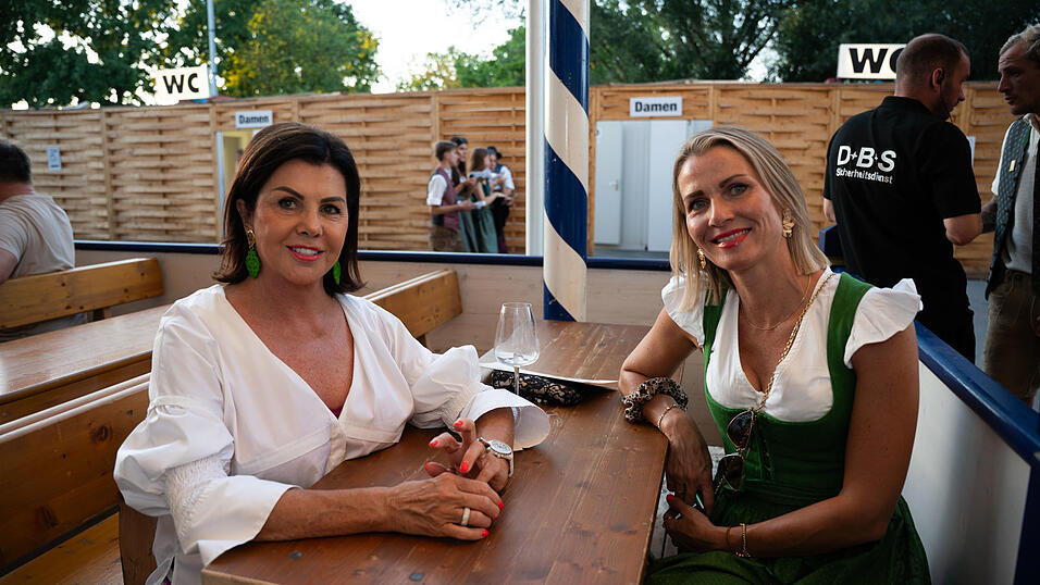 Die Partybilder vom Donnerstag, 13. August, aus dem Festzelt Reisinger. Die Partybilder vom Donnerstag, 13. August, aus dem Festzelt Reisinger.