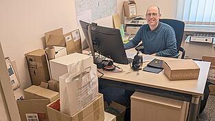 Bereit f&uuml;r den Umzug: Martin Erhardsberger in seinem B&uuml;ro.