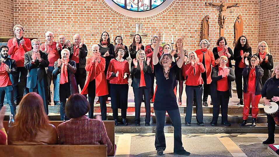 Der Gospelchor „Voices in Spirit“. Der Gospelchor „Voices in Spirit“.