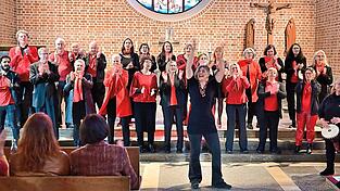 Der Gospelchor „Voices in Spirit“. Der Gospelchor „Voices in Spirit“.