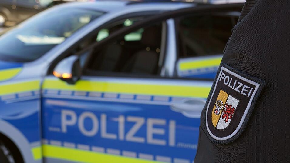 Die Polizei leitete eine Fahndung ein. (Symbolbild)