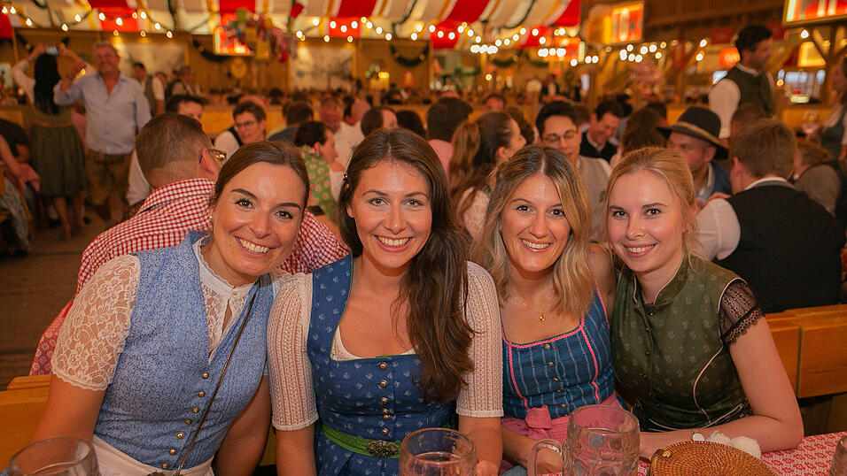 Die Partybilder von Donnerstag, 18. August 2022, aus dem Festzelt Krönner.