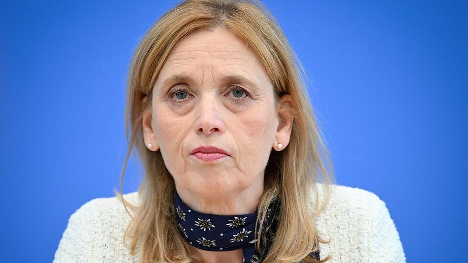 Familienministerin Prien ist für Social-Media-Beschränkungen für Kinder. (Archivbild) Familienministerin Prien ist für Social-Media-Beschränkungen für Kinder. (Archivbild)