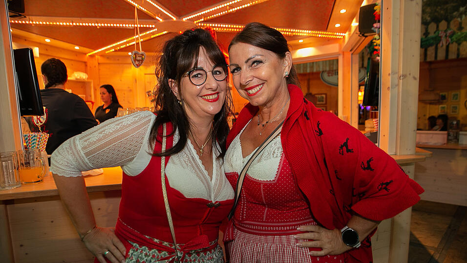 Die Partybilder von Montag, 22. August 2022, aus dem Festzelt Reisinger. 