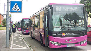 Seit Mitte Juni fahren in Richtung Stra&szlig;kirchen nur noch Busse, seit Freitagabend auch in Richtung Radldorf. Bereits am Freitagvormittag hat allerdings ungeplant das Stellwerk Straubing den Dienst quittiert.