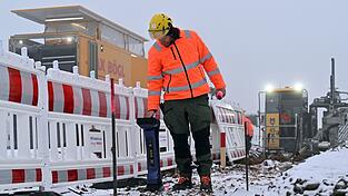 Bauleute arbeiten an einer Horizontalbohrung für die Stromtrasse Suedlink bei Wasungen. Bauleute arbeiten an einer Horizontalbohrung für die Stromtrasse Suedlink bei Wasungen.