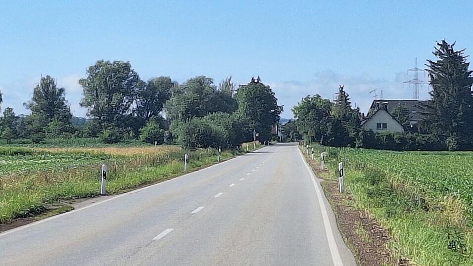 Ein durchgehender Radweg von Tabertshausen bis zur Bundesstra&szlig;e 8 w&auml;re der Wunsch des Aholminger Gemeinderates.