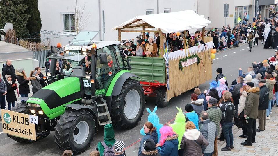 Die schönsten Bilder von den Faschingsumzügen in Bogen aus den vergangenen Jahren Die schönsten Bilder von den Faschingsumzügen in Bogen aus den vergangenen Jahren