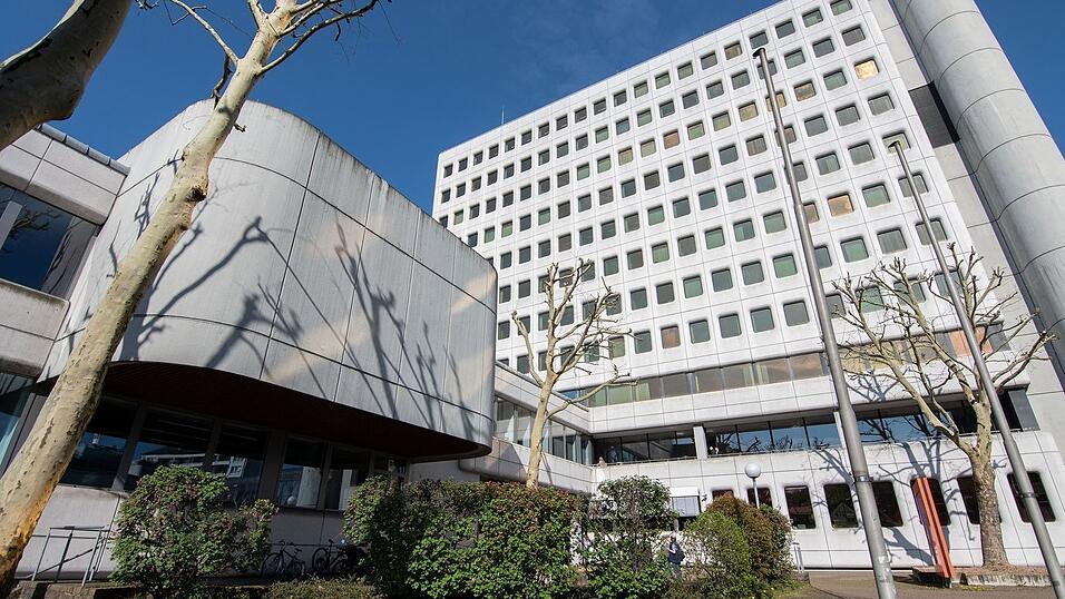 Das Landgericht hat mehrerer Verhandlungstermine bis Mitte Februar anberaumt. (Archivbild) Das Landgericht hat mehrerer Verhandlungstermine bis Mitte Februar anberaumt. (Archivbild)