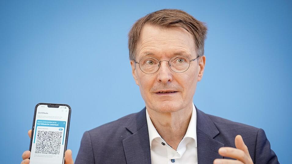 Die neuen Impfstoffe wurden in ausreichender Menge bestellt, sagt Karl Lauterbach. Die neuen Impfstoffe wurden in ausreichender Menge bestellt, sagt Karl Lauterbach.