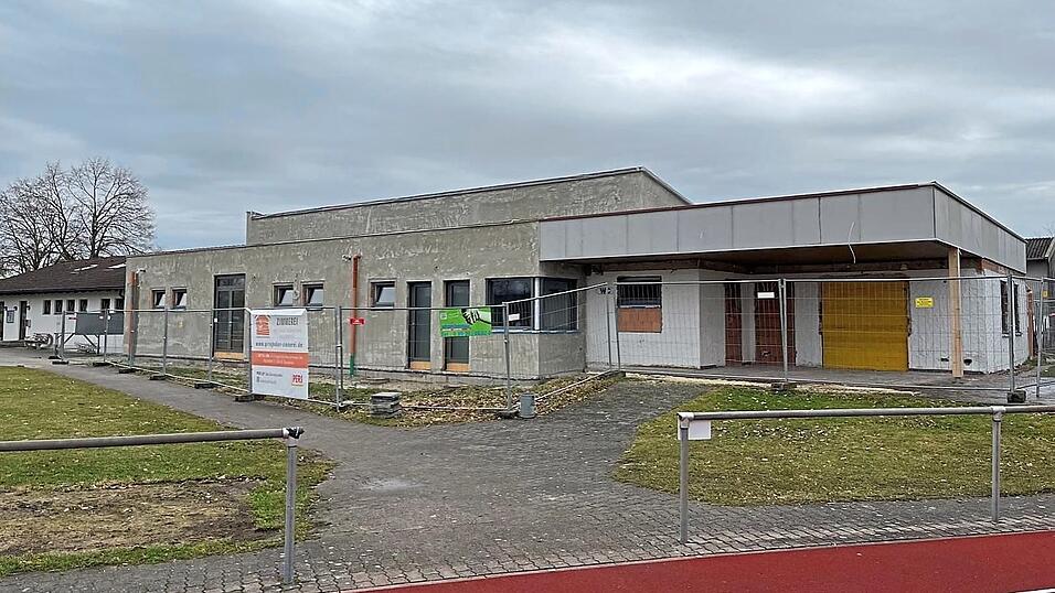 Der TV Reisbach schafft neue Geb&auml;ude am Sportgel&auml;nde.