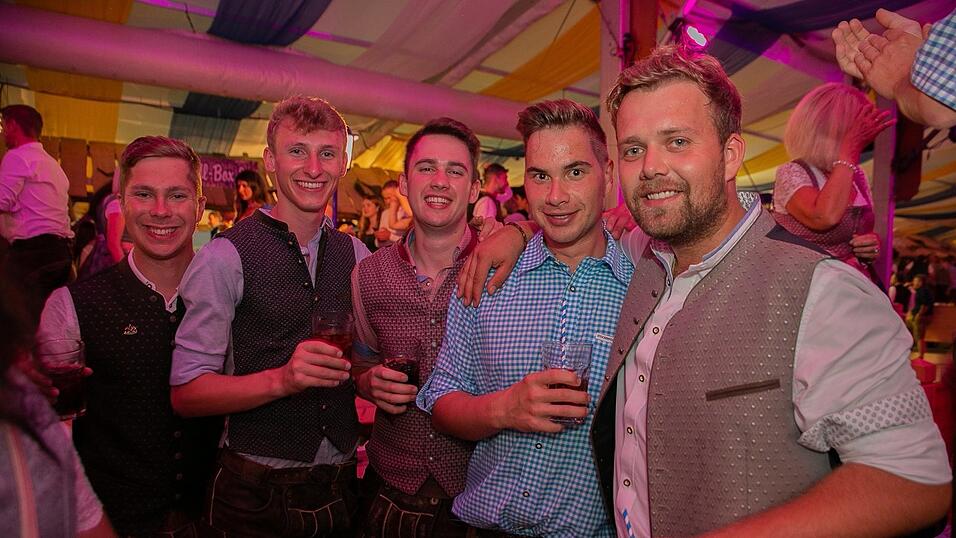 Die Partybilder vom Sonntag, 14. August 2022, aus dem Festzelt Reisinger.