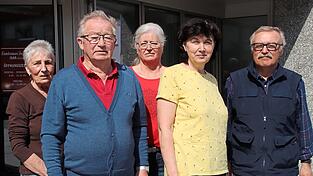 Ein Konflikt mit dem Kreisverband war ursächlich dafür, dass sie nicht mehr wollten: Mathilde Huber (v.l.), Josef Wagner, Helga Wagner, Christine und Rudolf Wittmann. Ein Konflikt mit dem Kreisverband war ursächlich dafür, dass sie nicht mehr wollten: Mathilde Huber (v.l.), Josef Wagner, Helga Wagner, Christine und Rudolf Wittmann.