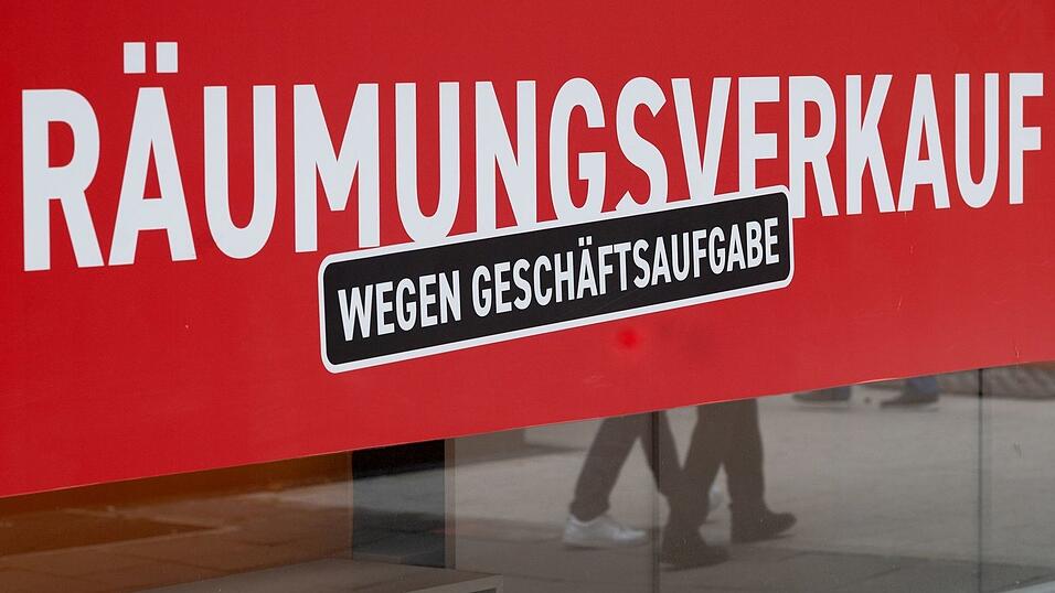 Seit Monaten steigen die Pleitezahlen in Deutschland, eine Trendwende ist nach Einschätzung von Experten nicht in Sicht. (Symbolbild) Seit Monaten steigen die Pleitezahlen in Deutschland, eine Trendwende ist nach Einschätzung von Experten nicht in Sicht. (Symbolbild)