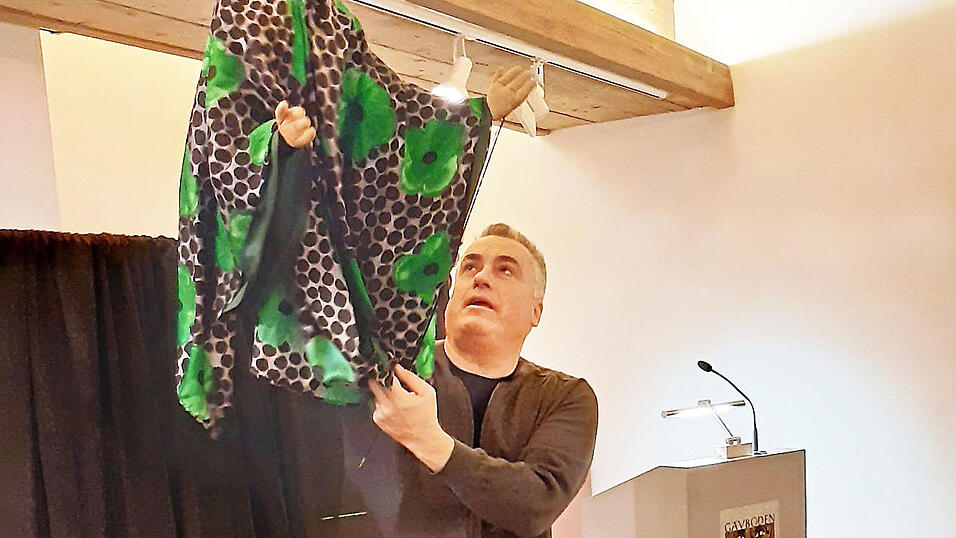 Puppenspieler Markus Dorner. Puppenspieler Markus Dorner.