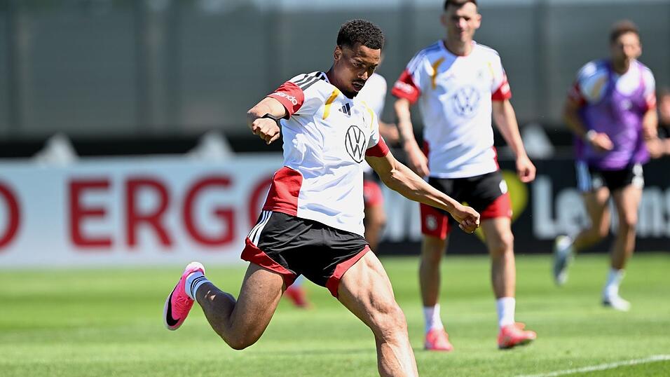 Der Dortmunder Felix Nmecha hinterlie&szlig; gute Trainingseindr&uuml;cke.