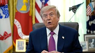 Der US-Pr&auml;sident t&uuml;rmt den Schuldenberg der USA in schwindelerregende H&ouml;he.