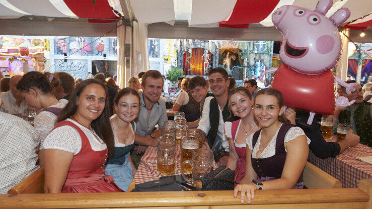 Die Partybilder vom Donnerstag, 15. August 2024, aus dem Festzelt Lechner. Die Partybilder vom Donnerstag, 15. August 2024, aus dem Festzelt Lechner.