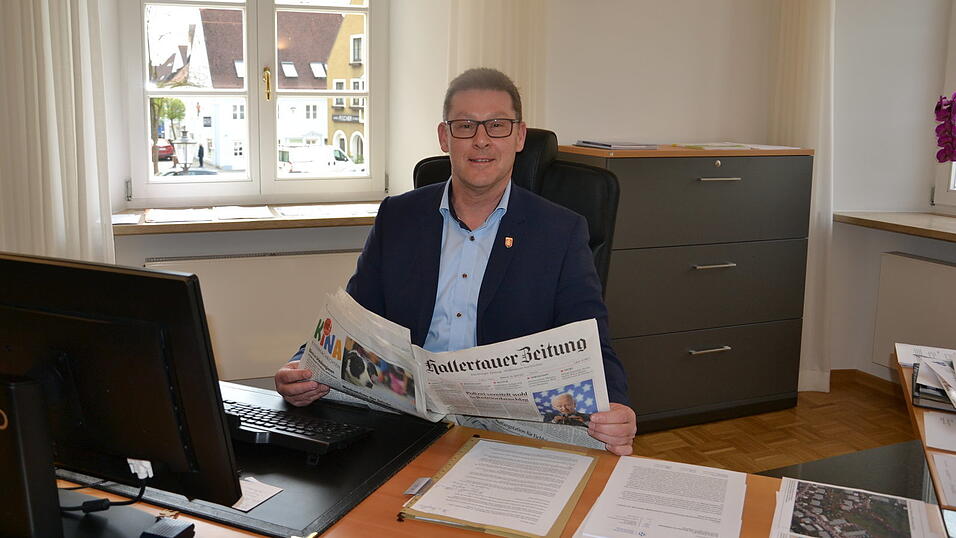 Helmut Fichtner hat seine erneute Kandidatur als Bürgermeister der Stadt Mainburg bereits offiziell bekannt gegeben.