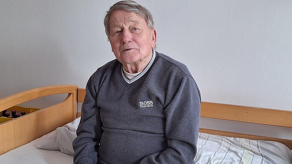 Helmut Przybyllok musste sein ausgebranntes Haus gegen ein Zimmer im Altenheim eintauschen.