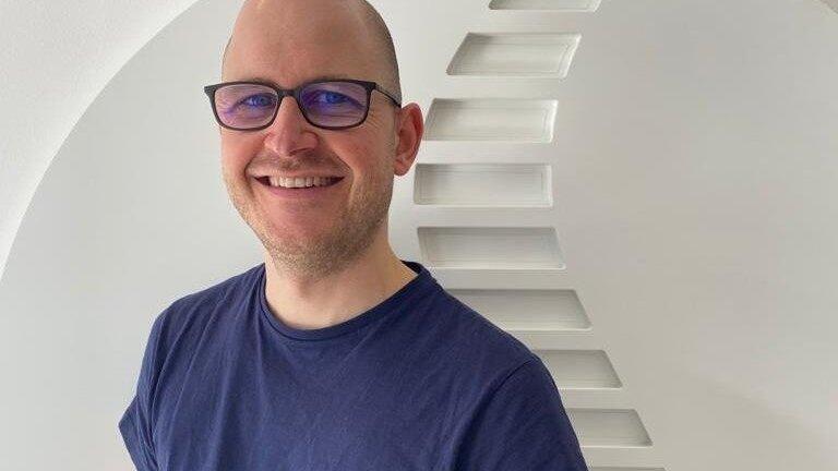 Josef Anzinger, Facharzt für Orthopädie, Unfallchirurgie und Osteologie verstärkt ab sofort das Team vom Orthozentrum Bogen. Josef Anzinger, Facharzt für Orthopädie, Unfallchirurgie und Osteologie verstärkt ab sofort das Team vom Orthozentrum Bogen.