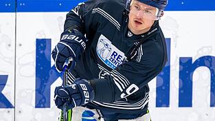 Marcel Brandt hat schon einiges miterlebt bei den Straubing Tigers. Insofern macht es schon hellhörig, wenn der 33-Jährige über die Veränderungen in der Mannschaft gegenüber den Vorjahren sagt: „Wir machen viel mit unserer Schnellligkeit, mit unserer Spielintelligenz, mit unseren Skills. So können wir Spiele und Mannschaften dominieren.“