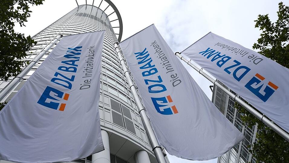 Die DZ Bank macht einen Gewinnsprung auf Rekordniveau (Archivbild) Die DZ Bank macht einen Gewinnsprung auf Rekordniveau (Archivbild)