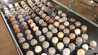 Golfball ist nicht gleich Golfball: Das Design ist von Trends gepr&auml;gt.