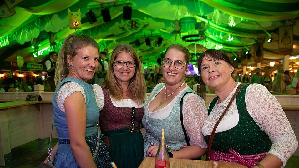 Die Partybilder von Mittwoch, 17. August 2022, aus dem Festzelt Reisinger.