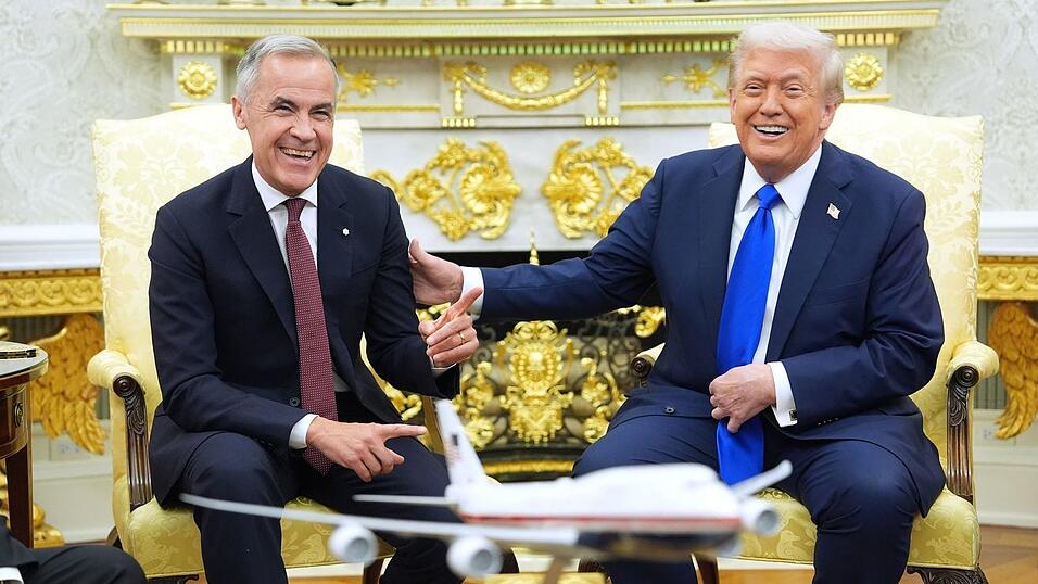 Der Zölle-Clip hatte das Verhältnis zwischen US-Präsident Donald Trump und Kanadas Premier Mark Carney belastet. (Archivbild). Der Zölle-Clip hatte das Verhältnis zwischen US-Präsident Donald Trump und Kanadas Premier Mark Carney belastet. (Archivbild).