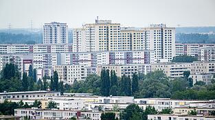 Wohnungen in Berlin - wem sollen sie geh&ouml;ren? Dem Staat oder Unternehmen?