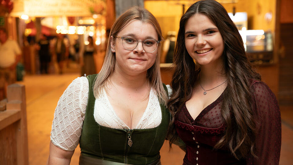 Die Partybilder vom Mittwoch, 13. August, aus dem Festzelt Weckmann. Die Partybilder vom Mittwoch, 13. August, aus dem Festzelt Weckmann.
