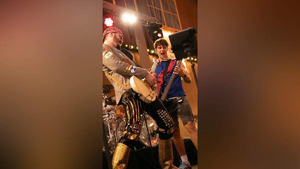 Die Partybilder vom Freitag, 15. August, aus dem Festzelt Krönner. Die Partybilder vom Freitag, 15. August, aus dem Festzelt Krönner.
