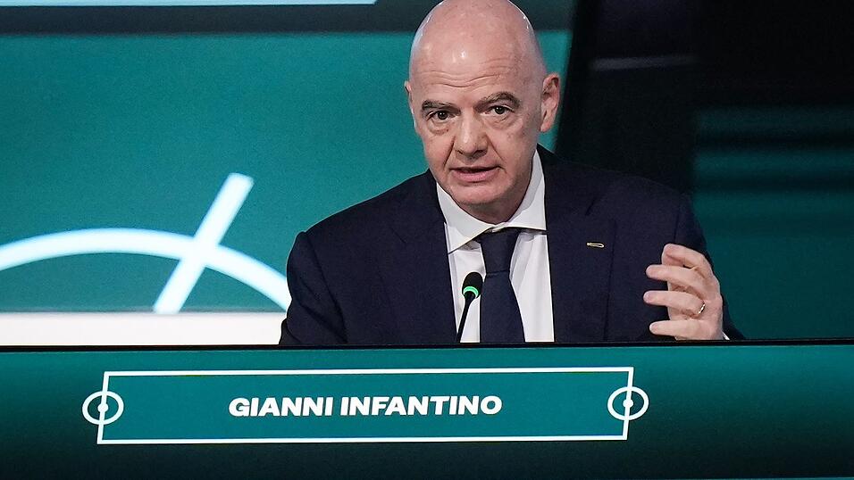 FIFA-Pr&auml;sident Gianni Infantino spricht beim Kongress des Fu&szlig;ball-Weltverbandes.