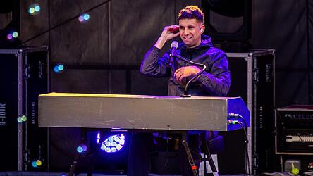 Musiker Betterov greift in seiner Musik die DDR-Vergangenheit seiner Familie auf.