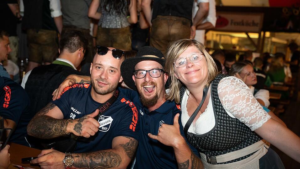 Die Partybilder vom Samstag, 15. August, aus dem Festzelt Greindl. Die Partybilder vom Samstag, 15. August, aus dem Festzelt Greindl.